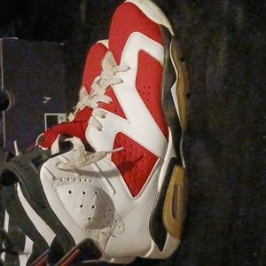 Jordan 6 Retro Carmine Condition 7/10